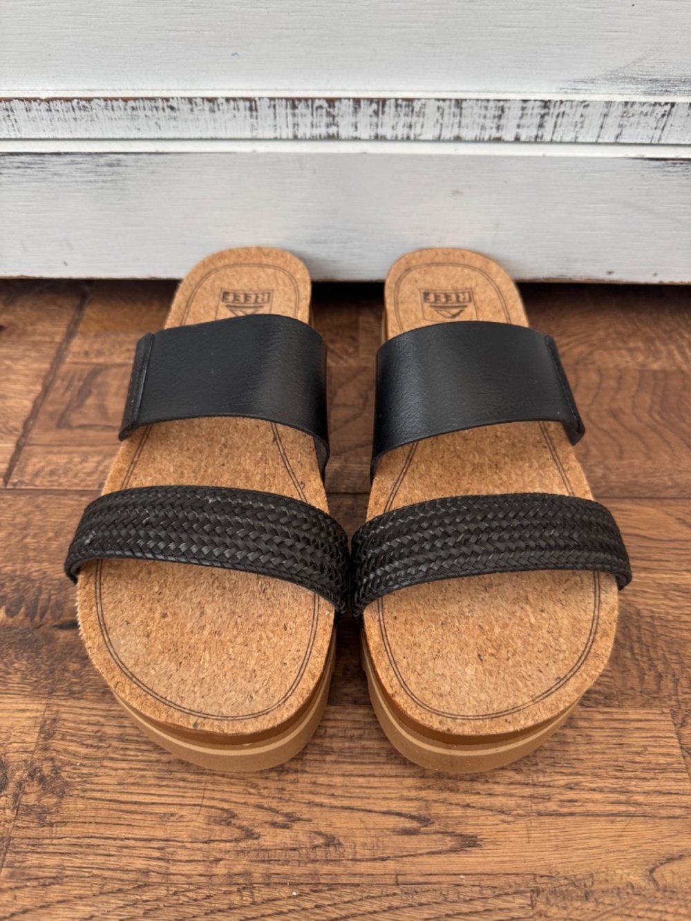 Reef Cushion Vista Hi Black Platform Shoes Sandals Women's Size 9.5 - Picture 3 of 6